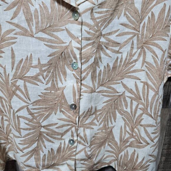Nicole Miller Flax Linen Palm Print Tan and Cream Button Down Crop Top NWT - Picture 2 of 5